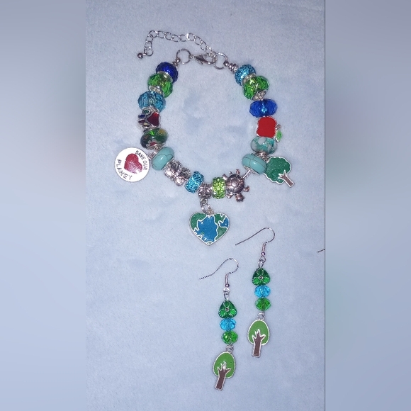 Earth Ocean Bracelet Earrings Book Of Poems - Picture 4 of 9